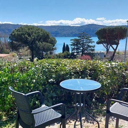 Bed&Breakfast "Fiorella" Sul Lago Castel Gandolfo Εξωτερικό φωτογραφία