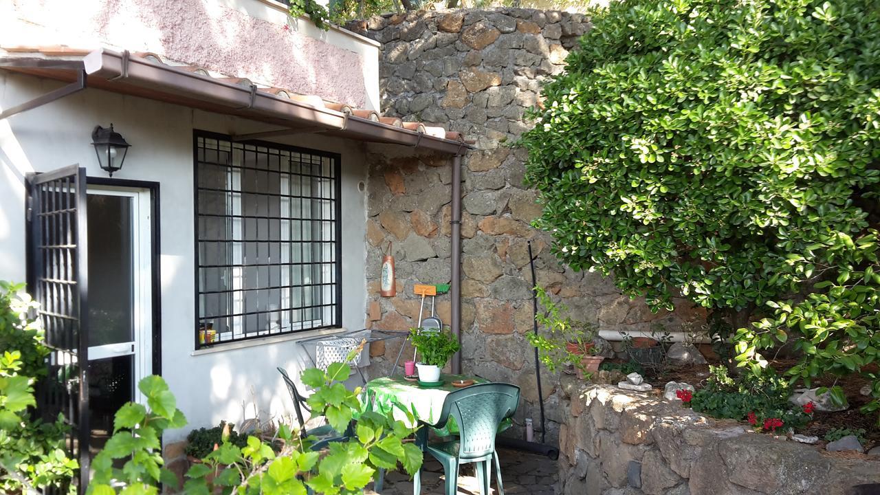 Bed&Breakfast "Fiorella" Sul Lago Castel Gandolfo Εξωτερικό φωτογραφία